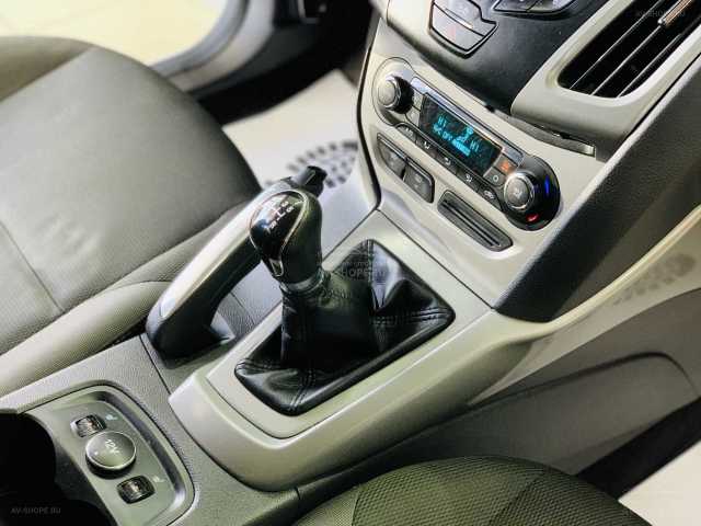 Ford Focus 3 1.6i MT (105 л.с.) 2012 г.