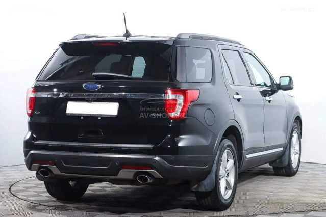    Ford Explorer