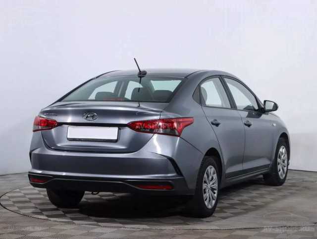    Hyundai Solaris