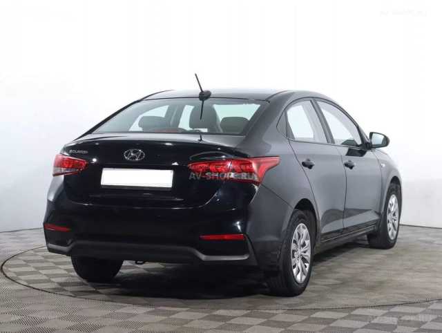    Hyundai Solaris