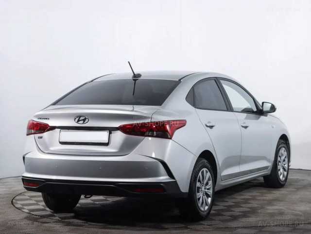    Hyundai Solaris