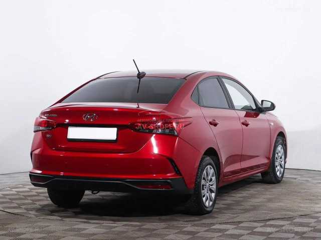    Hyundai Solaris