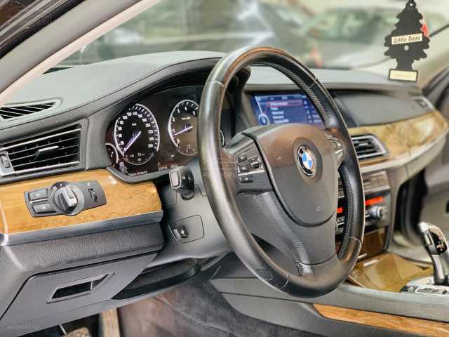 BMW 7 серия  3.0i AT (326 л.с.) 2009 г.