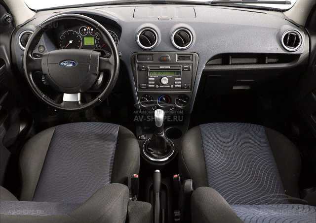 Ford Fusion 1.6i MT (101 л.с.) 2006 г.