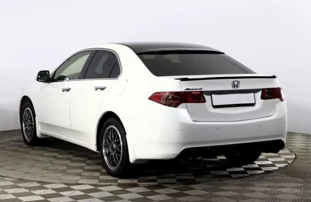 Honda Accord 2.4i AT (201 л.с.) 2012 г.