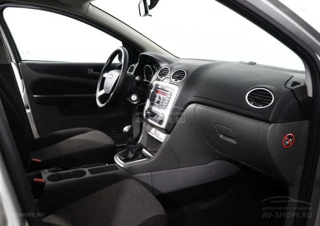Ford Focus 2 1.6i  MT (115 л.с.) 2011 г.