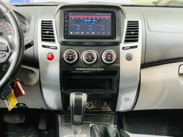 Mitsubishi Pajero Sport 2.5d AT (178 л.с.) 2012 г.