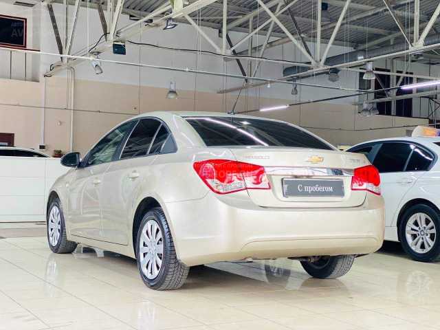 Chevrolet Cruze 1.6i AT (109 л.с.) 2011 г.