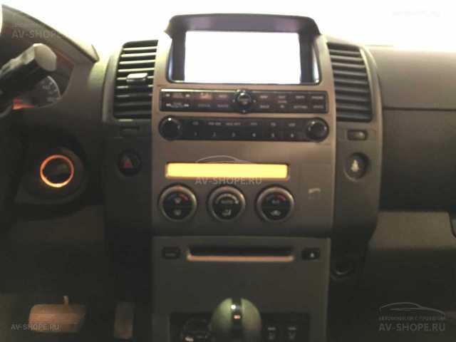 Nissan Pathfinder 2.5d AT (174 л.с.) 2008 г.