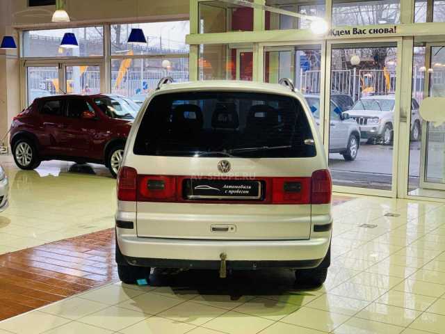 Volkswagen Sharan 1.8i MT (150 л.с.) 2003 г.