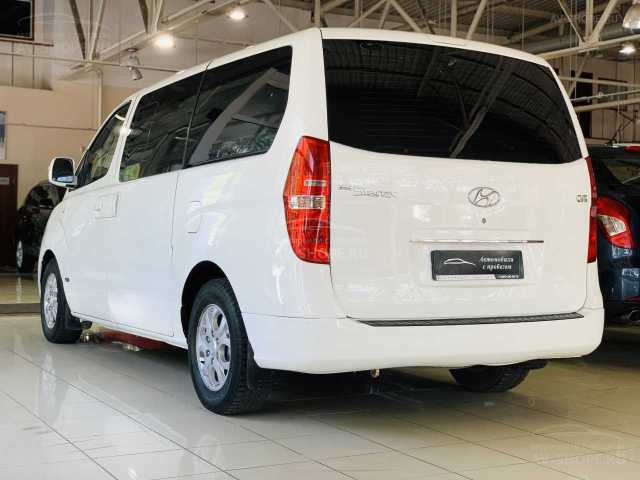 Hyundai Grand Starex 2.5d AT (174 л.с.) 2008 г.