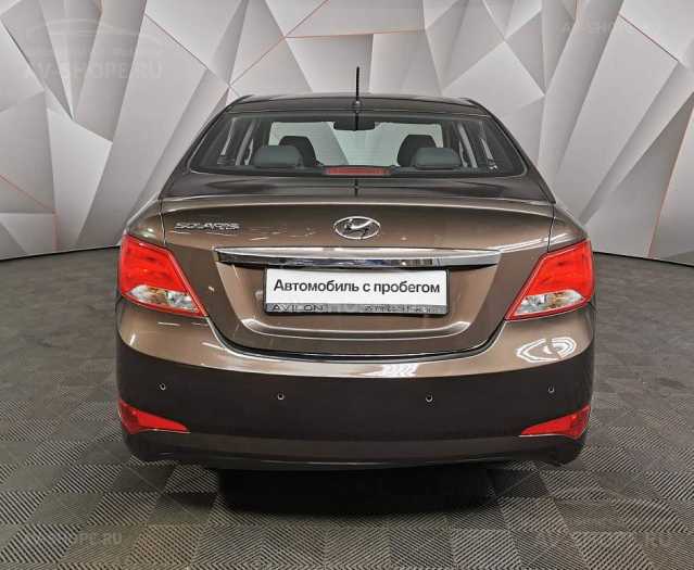    Hyundai Solaris