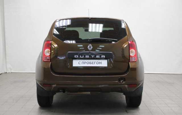 Renault Duster 1.6i MT (102 л.с.) 2014 г.