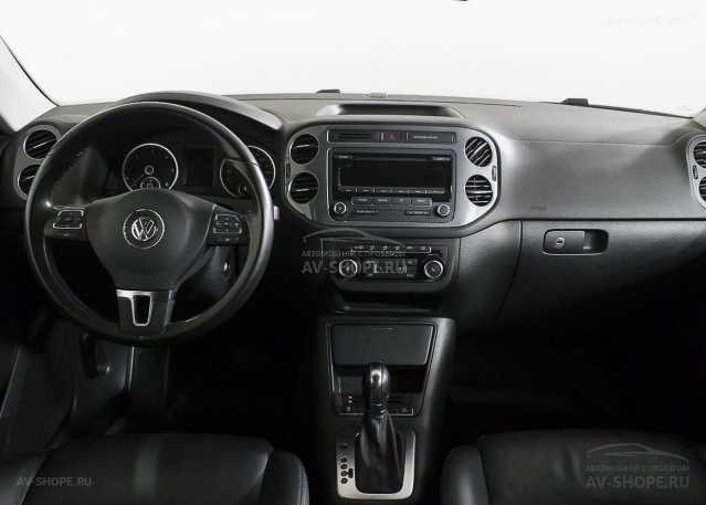 Volkswagen Tiguan 2.0d AT (140 л.с.) 2012 г.