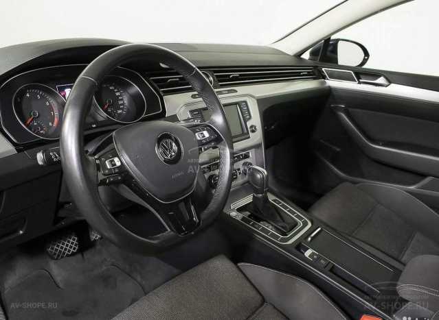 Volkswagen Passat B8 1.4i AMT (150 л.с.) 2017 г.