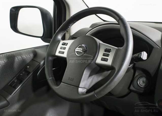 Nissan Pathfinder 2.5d MT (190 л.с.) 2012 г.
