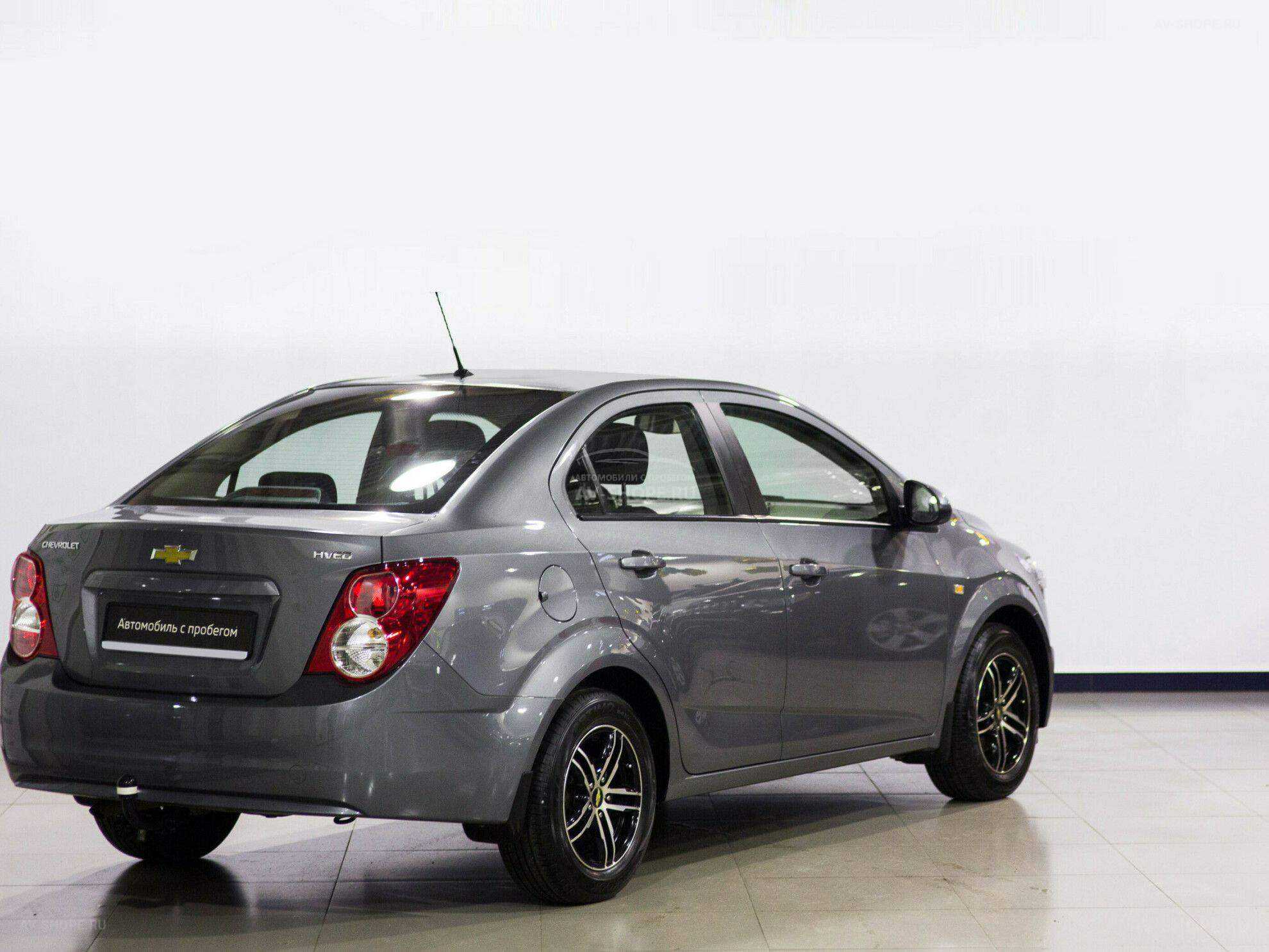 Купить Chevrolet Aveo 1.6 MT (115 л.с.) 2014 года, с пробегом в кредит | Шевроле  Авео 1.6 MT (115 л.с.), серый, 52 000 км за 390 000 руб. | Лот №4541 |  Подержанные автомобили в кредит от автосалона Автомобили с пробегом, Москва