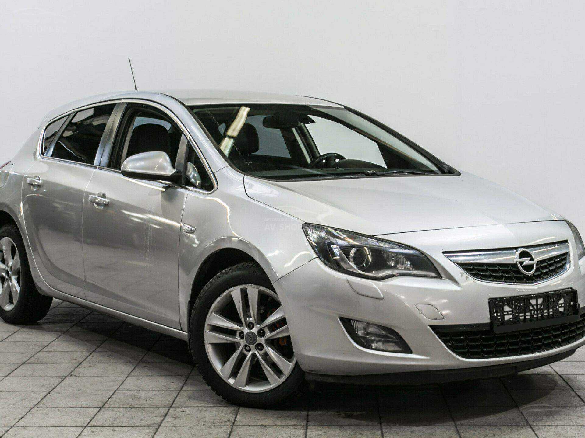 Купить Opel Astra 1.6i AT (180 л.с.) 2010 года, с пробегом в кредит | Опель  Астра 1.6i AT (180 л.с.), серебряный, 123 км за 429 900 руб. | Лот №8071 |  Подержанные